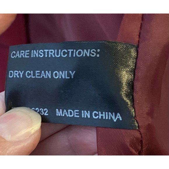 Collection by Gallery Coat Sz Medium Red Wool Blend Button Pea Coat Mid-Length - Picture 6 of 6